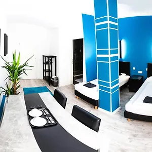 Huxx Süd 2*, Nürnberg Deutschland
