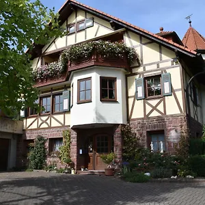 Heidi's Haeuschen Homestay Schollbrunn